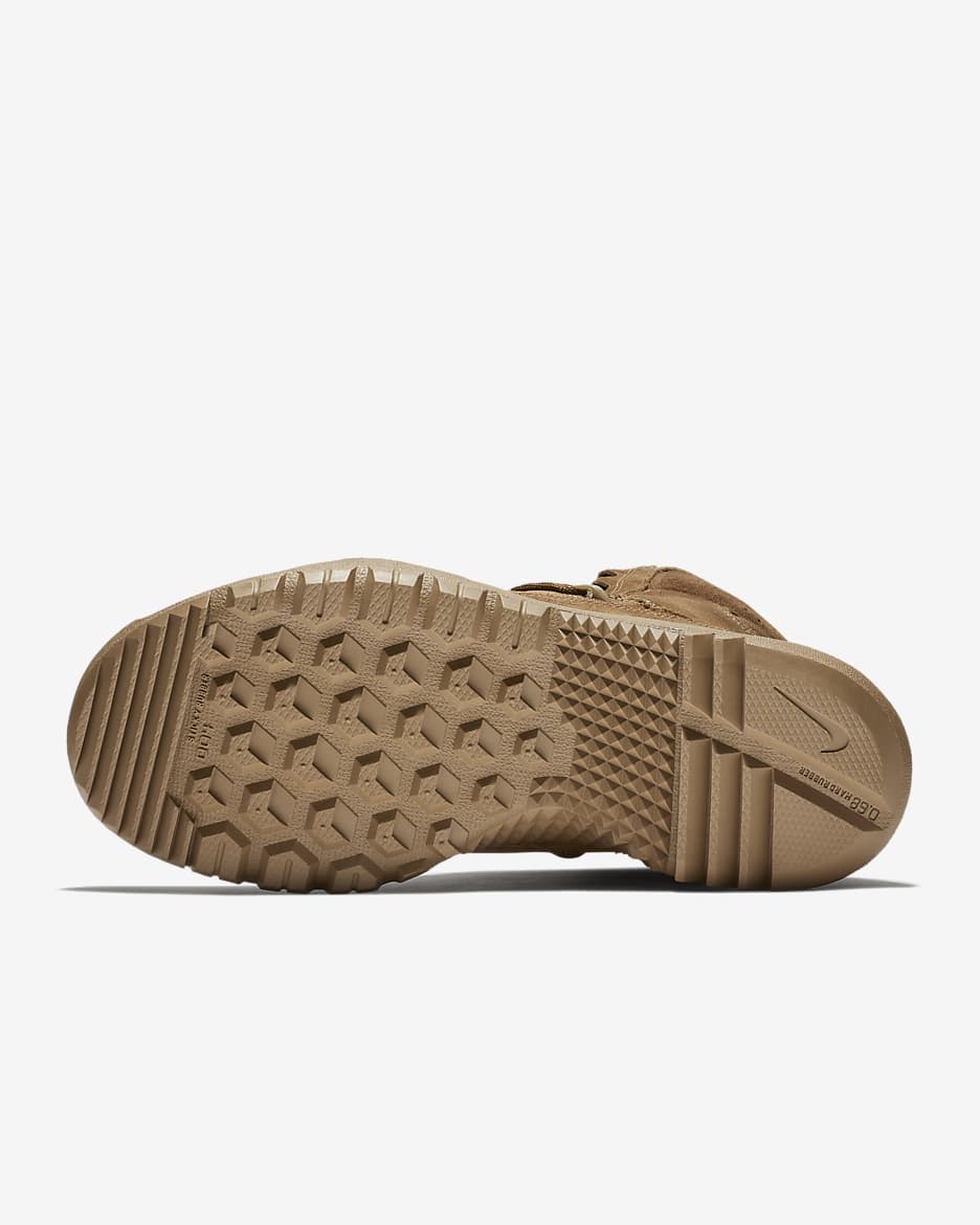 Coyote brown nike best sale